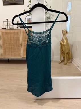 NWT Maurices Teal Crochet Yoke Camisole
